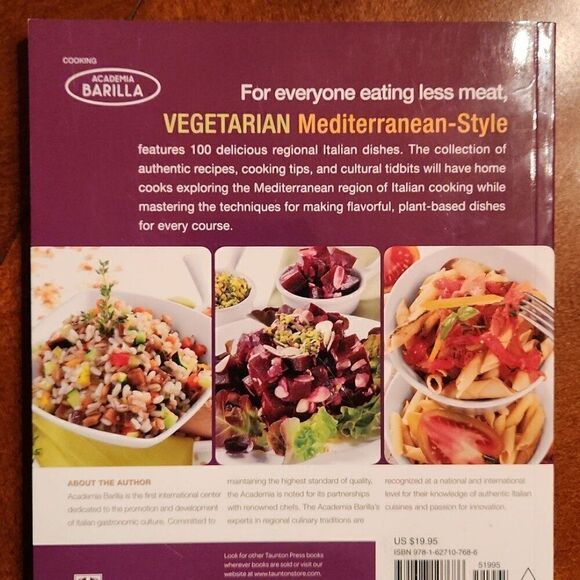 Vegetarian Mediterranean Kitchen Cookbook & Raw Food for Everyone Books Bundle - Picture 5 of 12